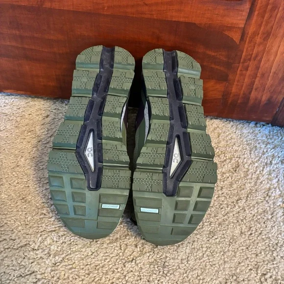 On Cloud Cloudtrax Outdoor Hiking Shoes